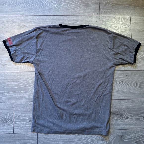 Rare 00s Nintendo DS Touching is Good Promotional Tee - Picture 2 of 4